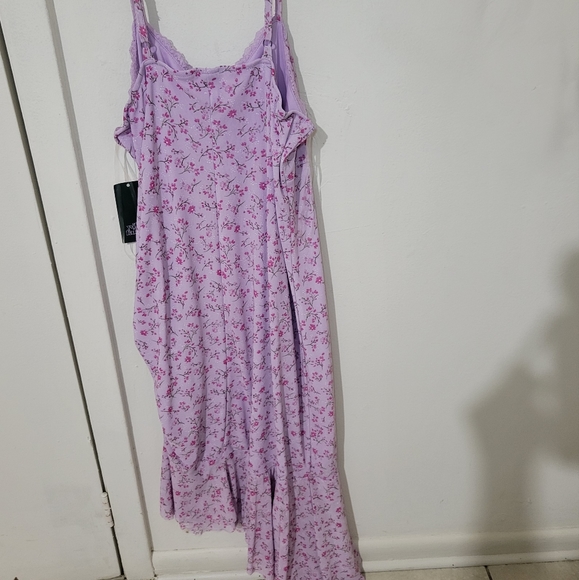 Dress - Picture 4 of 8